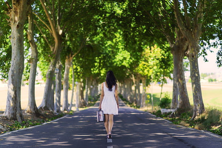 solo female travel