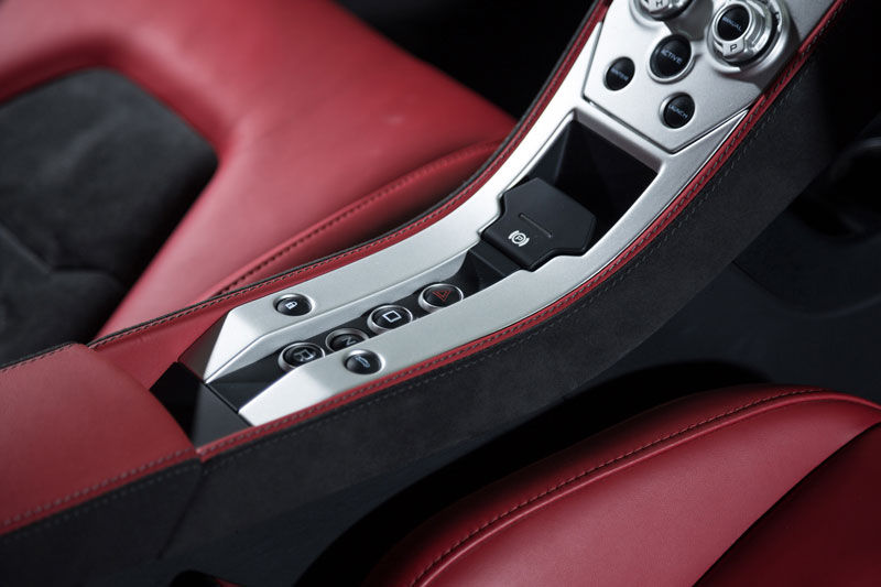 Enjoy a detailed finish with professional car detailing services near you.